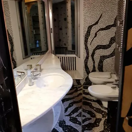 Domus San Carlo Theatre Apartment Naples